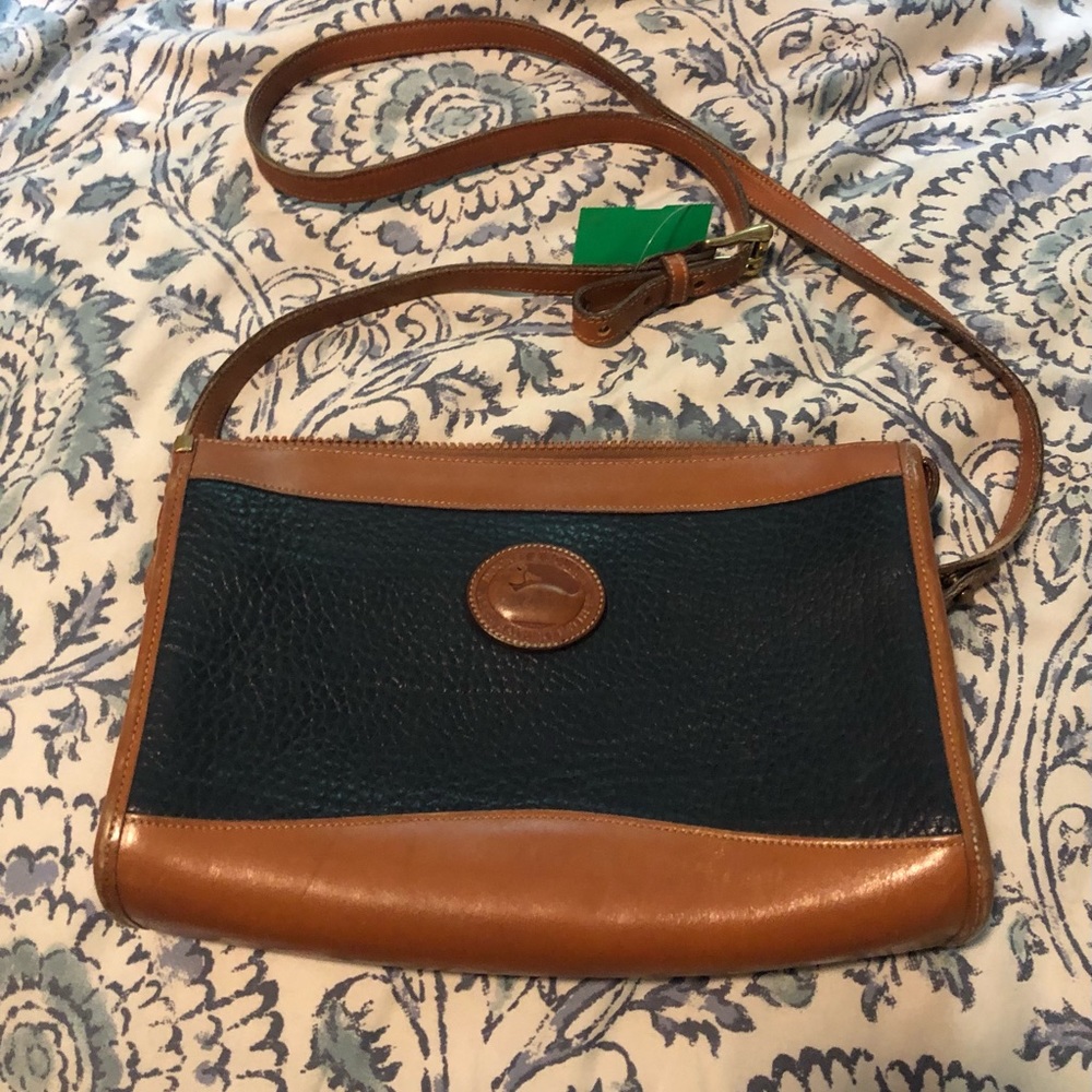Vintage Dooney and Bourke handbag